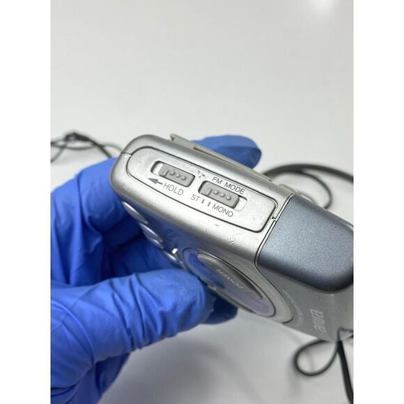 Vtg Aiwa Walkman AM FM Stereo Receiver CR-DX501 & Over the Ear Headphones Gray D - Picture 6 of 9